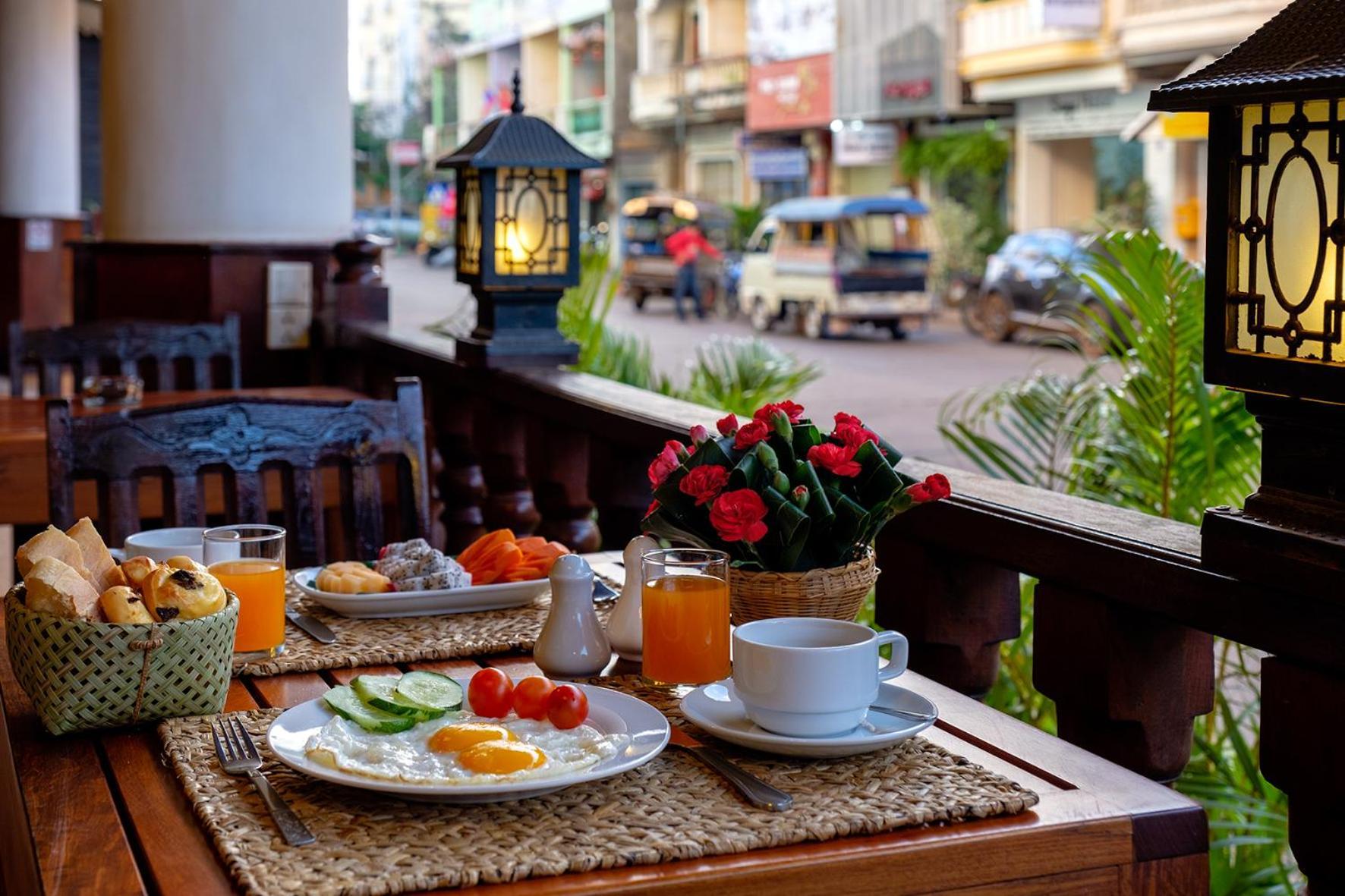Pakse Hotel & Restaurant מראה חיצוני תמונה