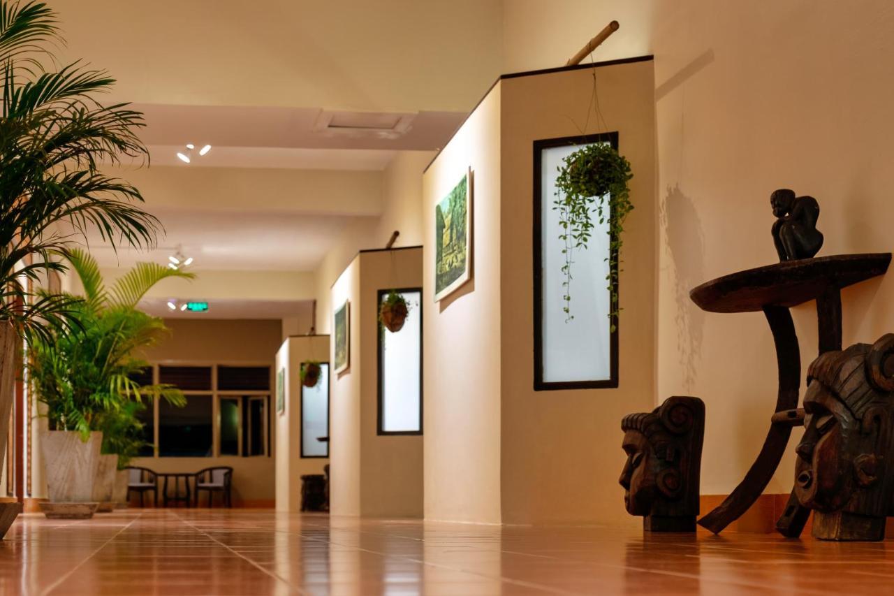 Pakse Hotel & Restaurant מראה חיצוני תמונה
